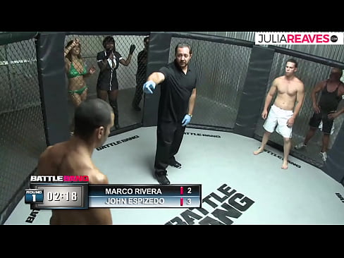 ❤️ Ultimate Fighter трахає номерну дівчину відразу після бою на рингу ❤❌ Красиве порно у нас ❌❤
